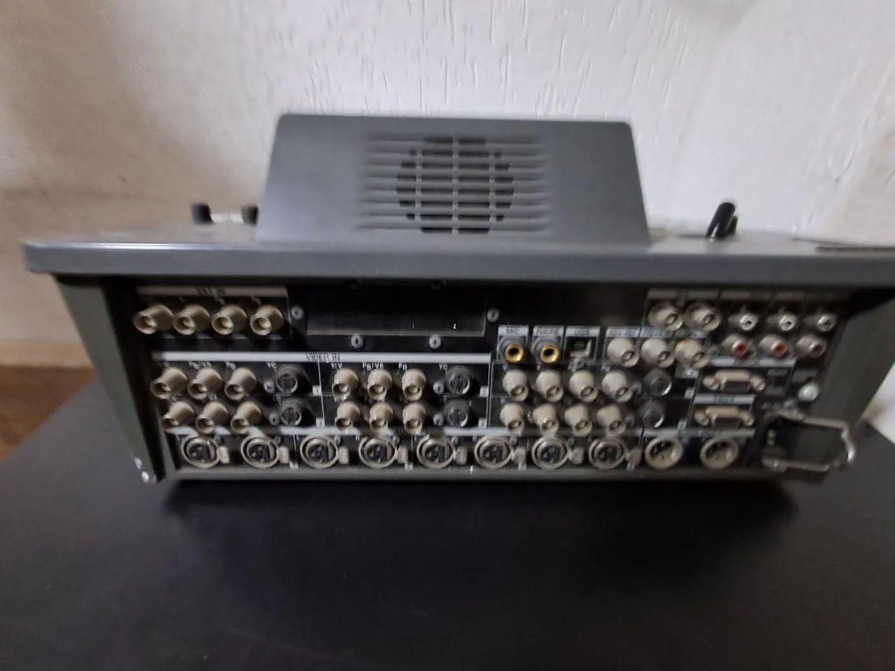 Mesa de Corte de Video Panasonic  - Foto 3