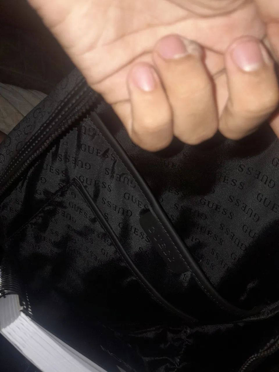 Mochila marca guess semi novo - Foto 3