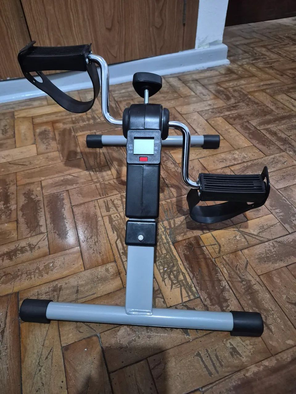 mini bicicleta ergométrica pedalinho digital wbcom - Foto 2