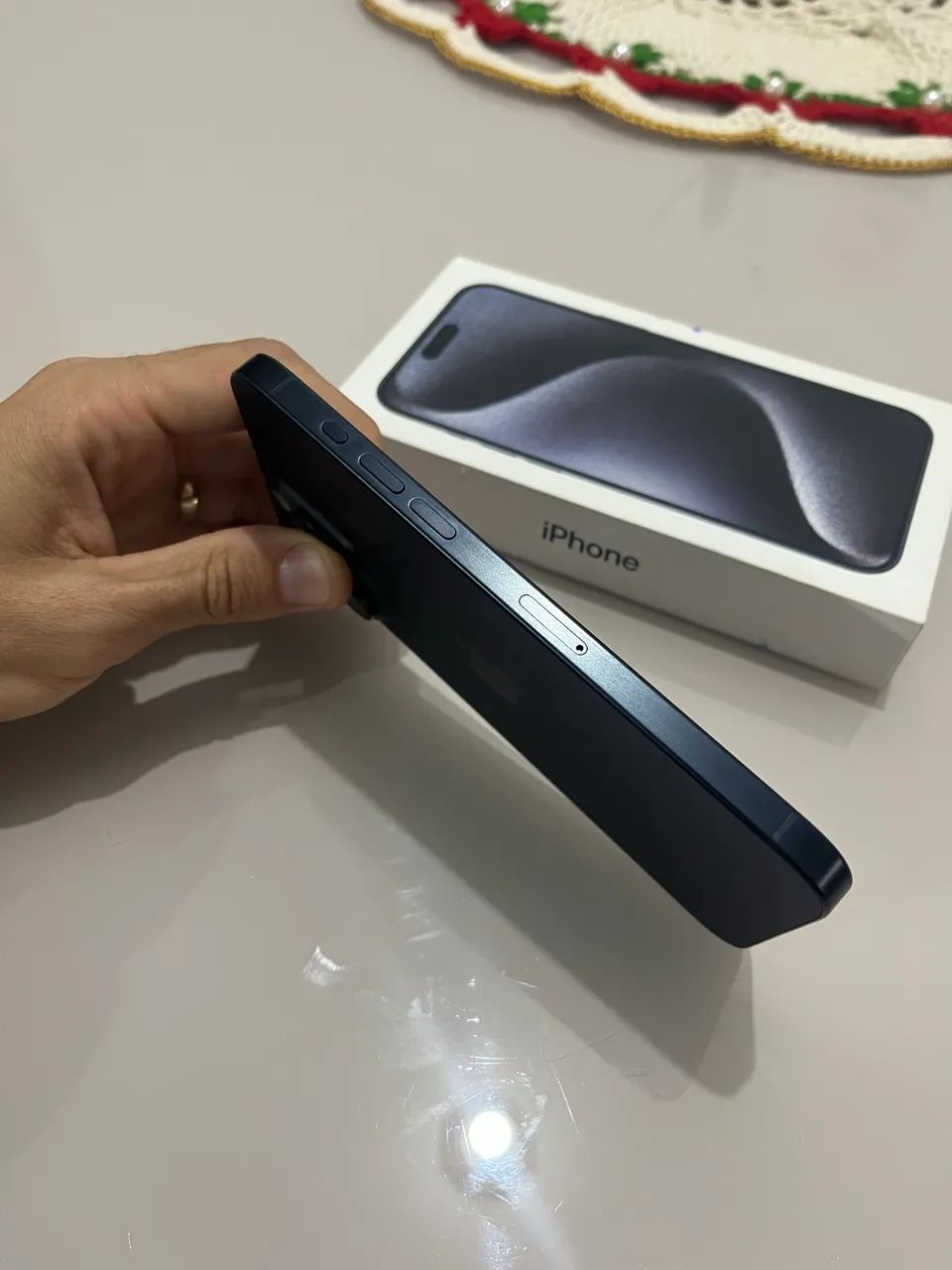 iPhone 15 Pro Max 256gb Bem Novo - Celulares e Smartphones