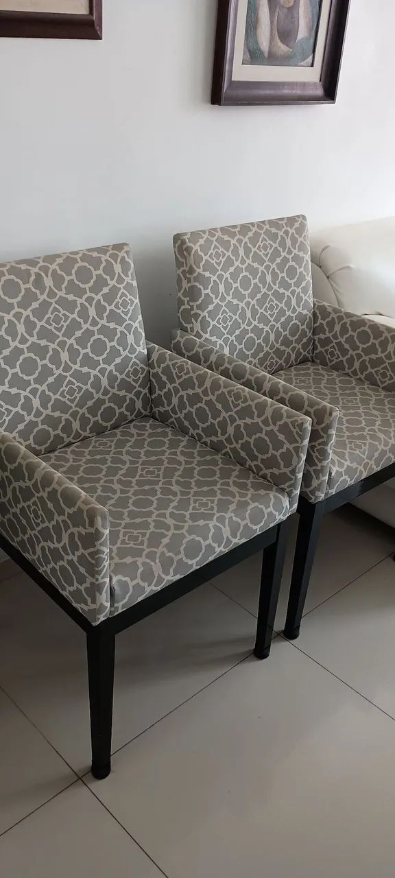 Cadeira e poltronas