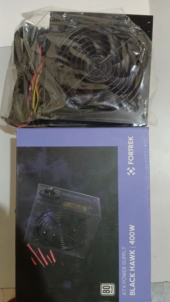Fonte Gamer ATX Fortrek Black Hawk 400W