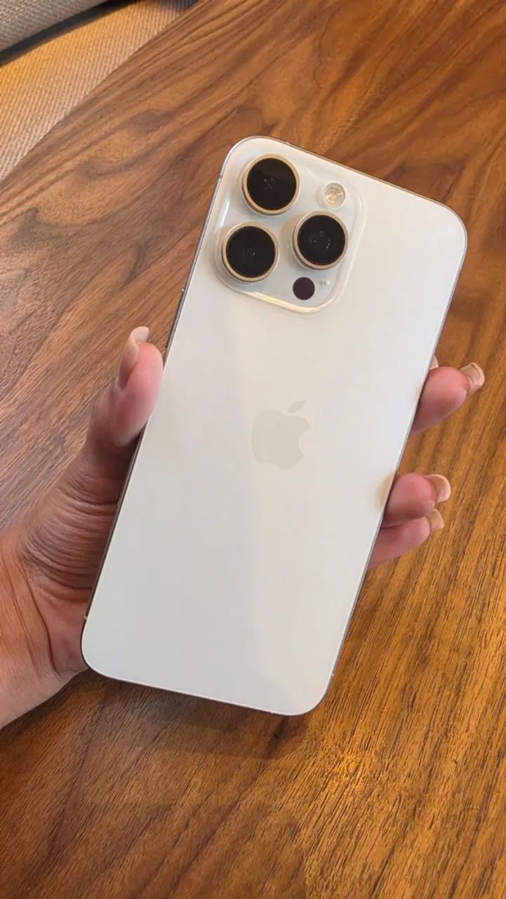 iPhone 15 pro max 256 - Branco 