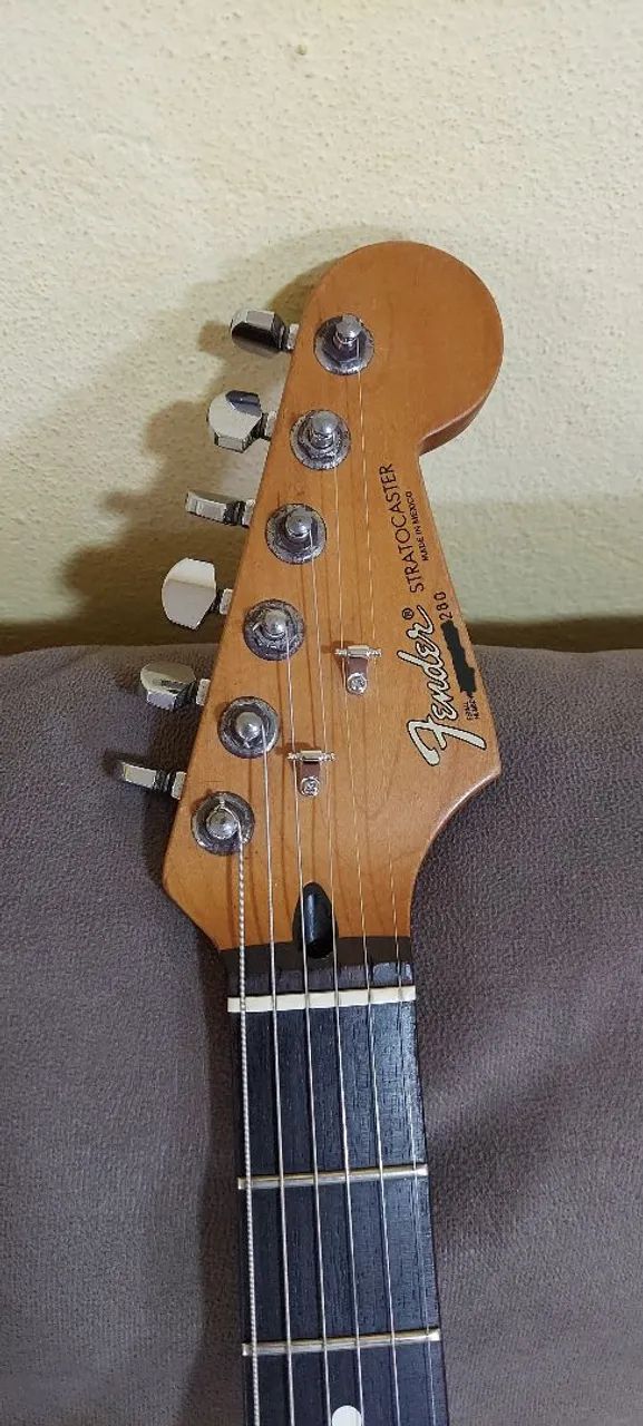 Fender Stratocaster México anos 90 - Foto 4