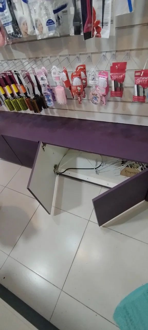 Gôndola encartelada  - Foto 2