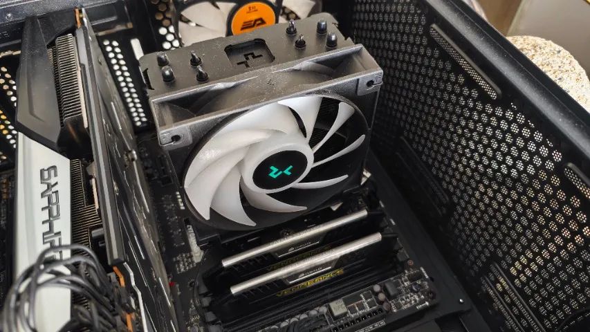 PC GAMER c/ RX5700XT NITRO+ - Foto 4