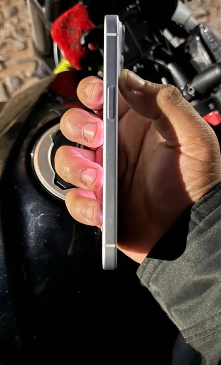 iPhone 15 Azul Bebê 128GB