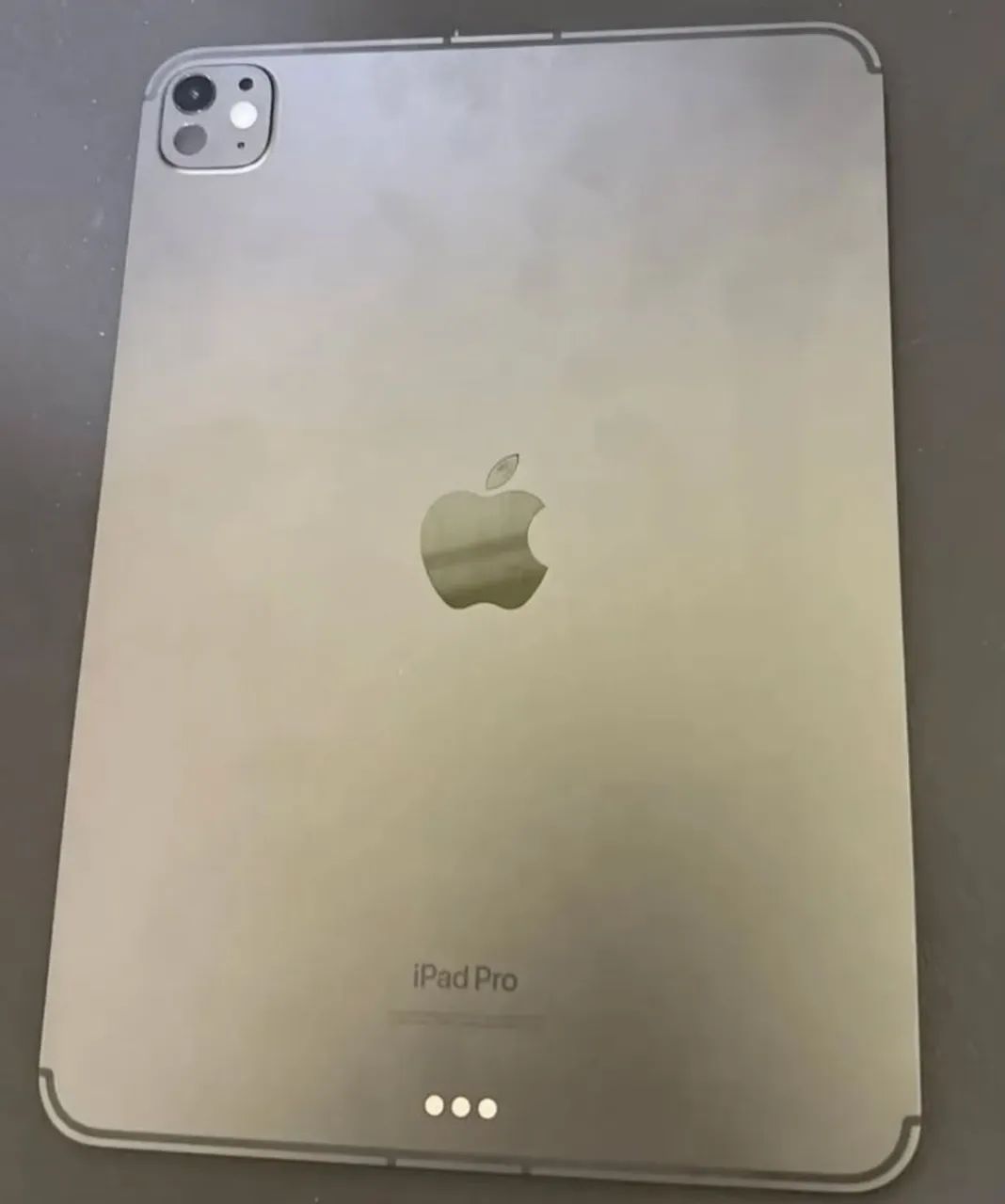 IPAD PRO 11" (GERAÇÃO M4) + MAGIC KEYBOARD - Foto 2