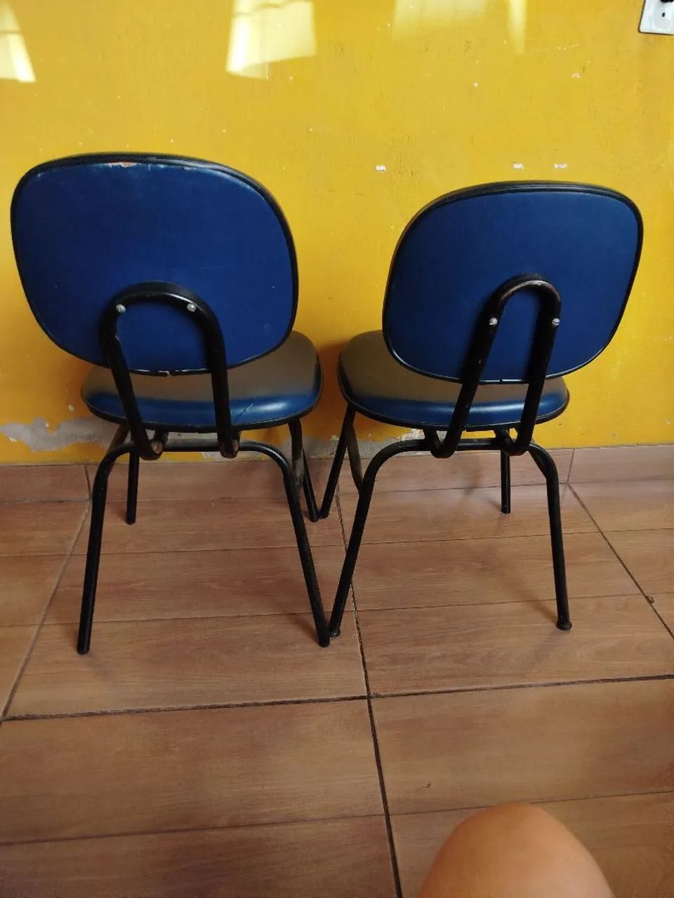 Cadeira azul  - Foto 2