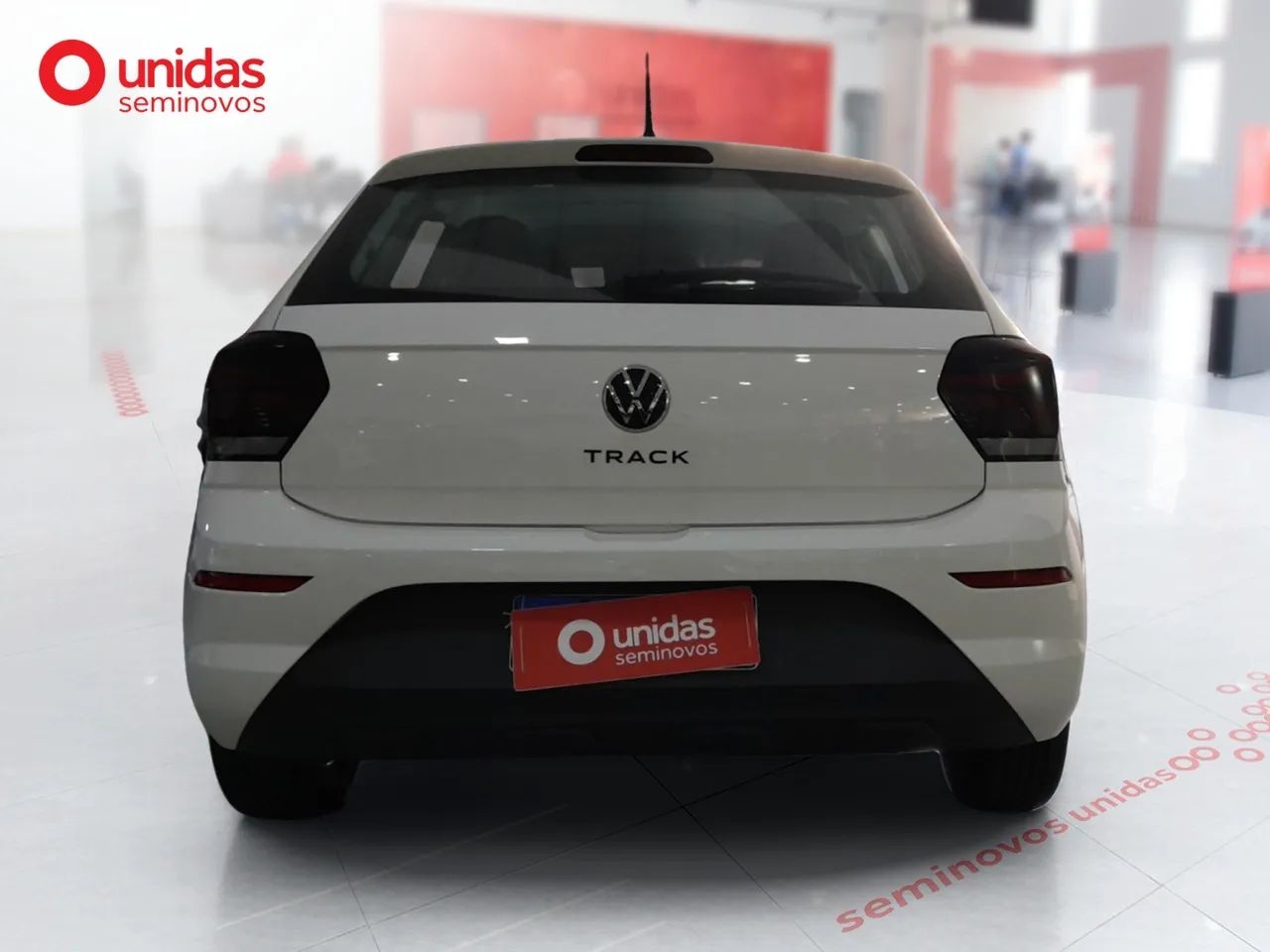 Volkswagen Polo Track 1.0 Flex 12V 5p, foto 6 de 16