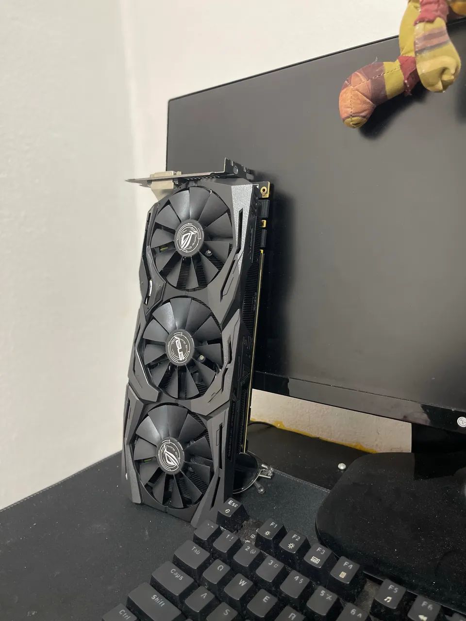 GTX 1070 Rog strix  - Foto 3