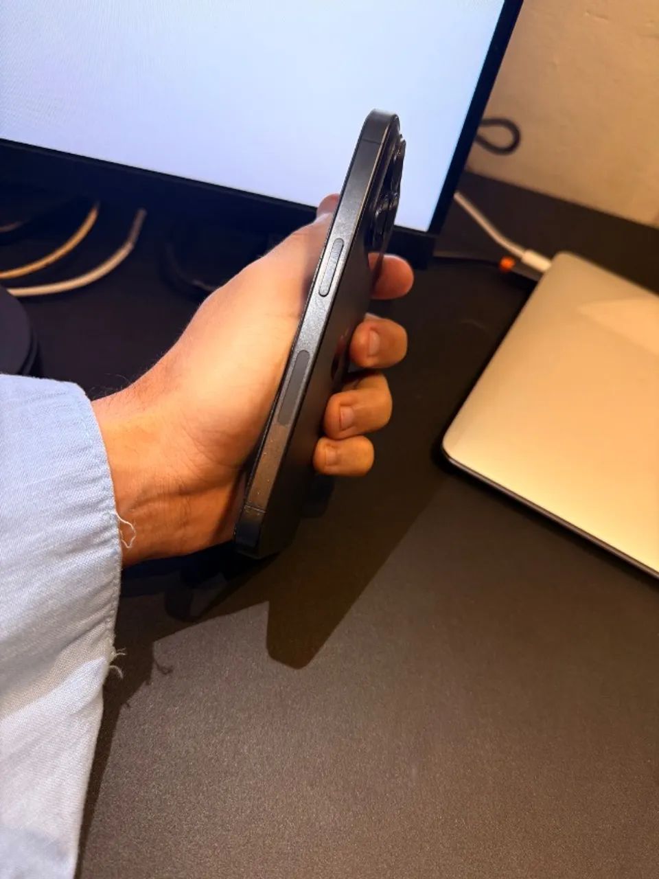 iPhone 15 Pro - Todo Original - Celulares e Smartphones - Zélia