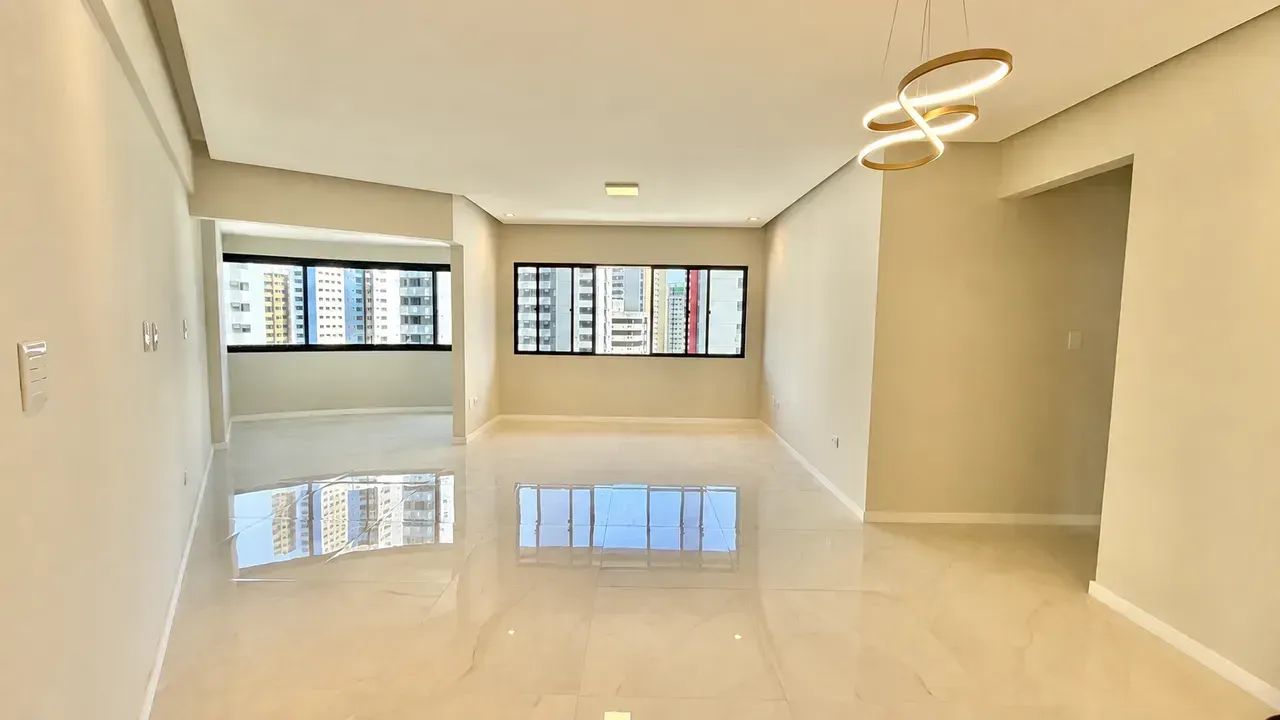 MORE COM ESPAÇO, CONFORTO E ANDAR ALTO COM VISTA DEFNIDA - Foto 5