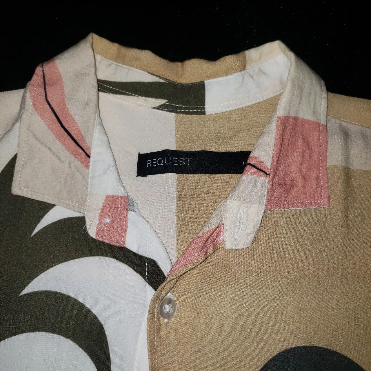 Camisa Request Bege Abstrata - Foto 2