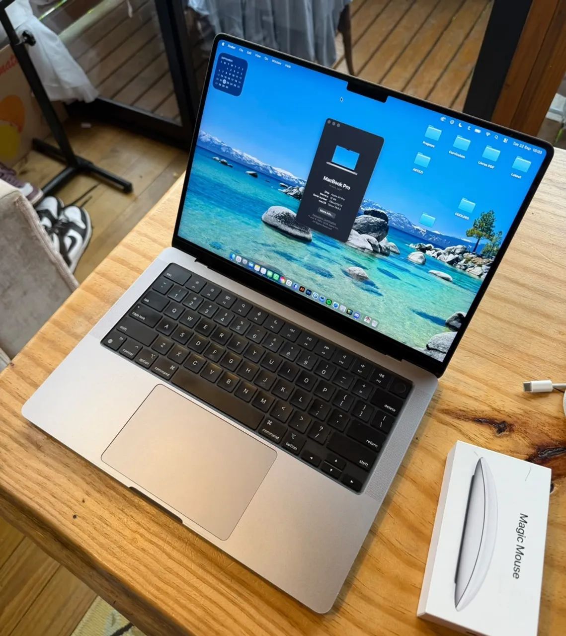 MacBook Pro 14