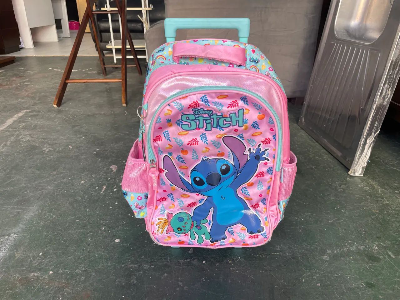 Mochila Escolar com Rodinhas Stitch