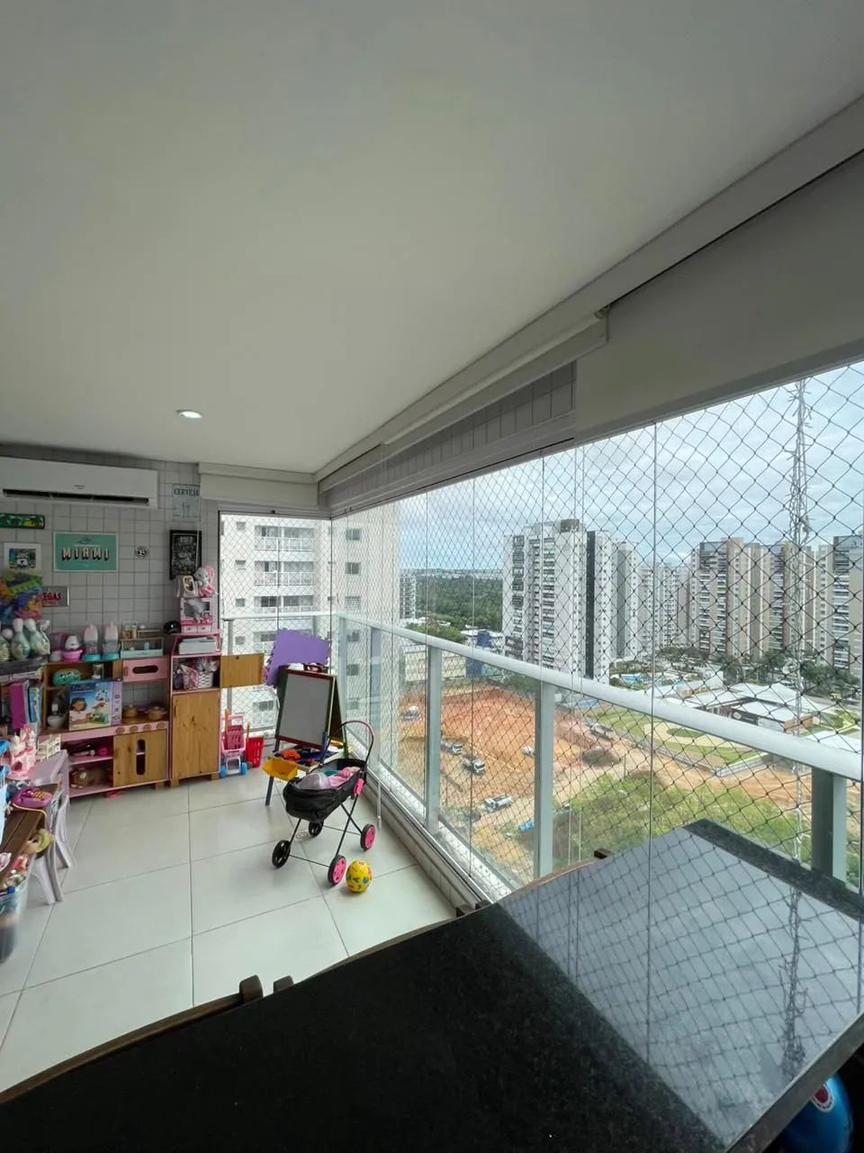 Coral Gables - Apartamento 117m² 3 Quartos 1 Suíte 100% Mobiliado no Aleixo