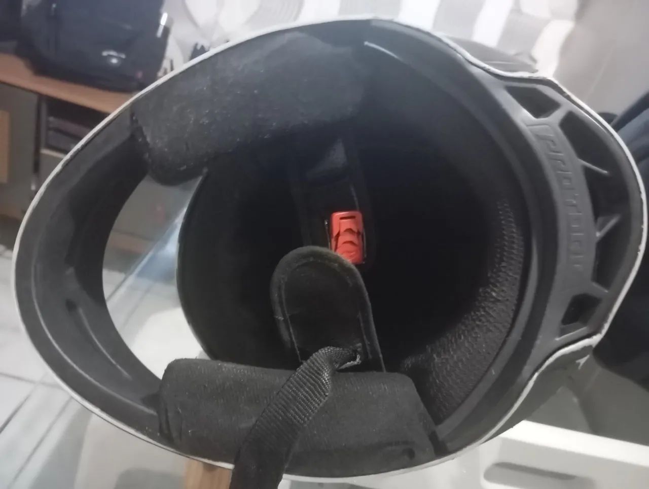 Vendo um capacete R8 pro Tork  - Foto 2