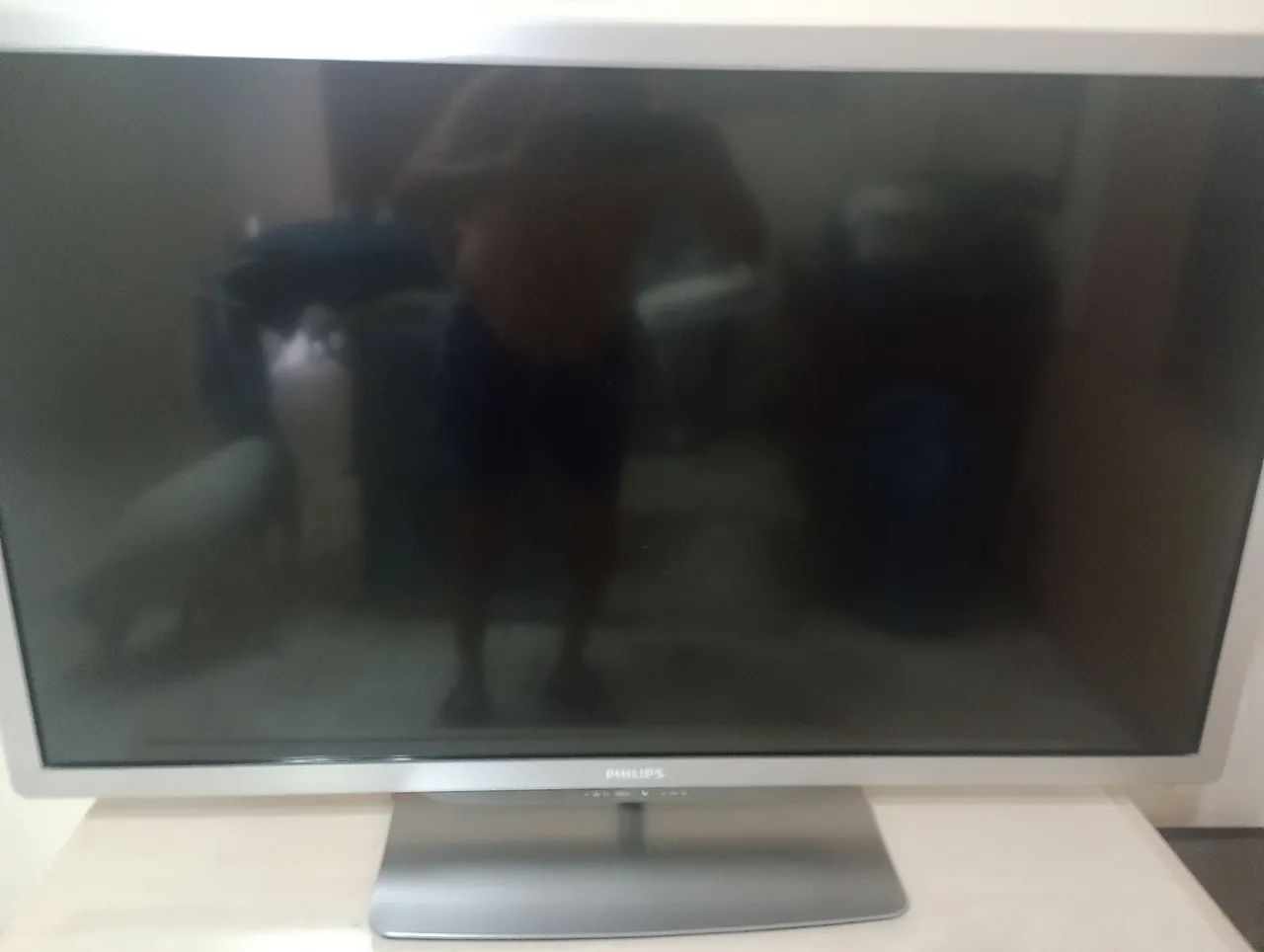 Tv Philips 3D parada quando liga só tem o som  - Foto 2