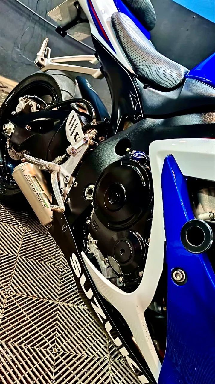 Srad 750 GSX-R - Foto 4