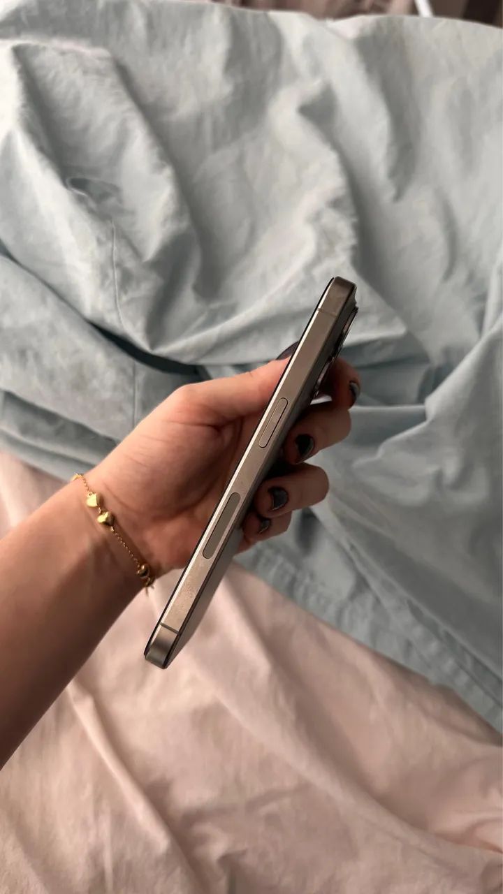 iPhone 15 pro 256gb - Foto 2