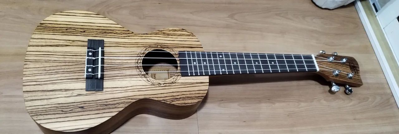 Ukulele Rainbow Zebrawood - Foto 2