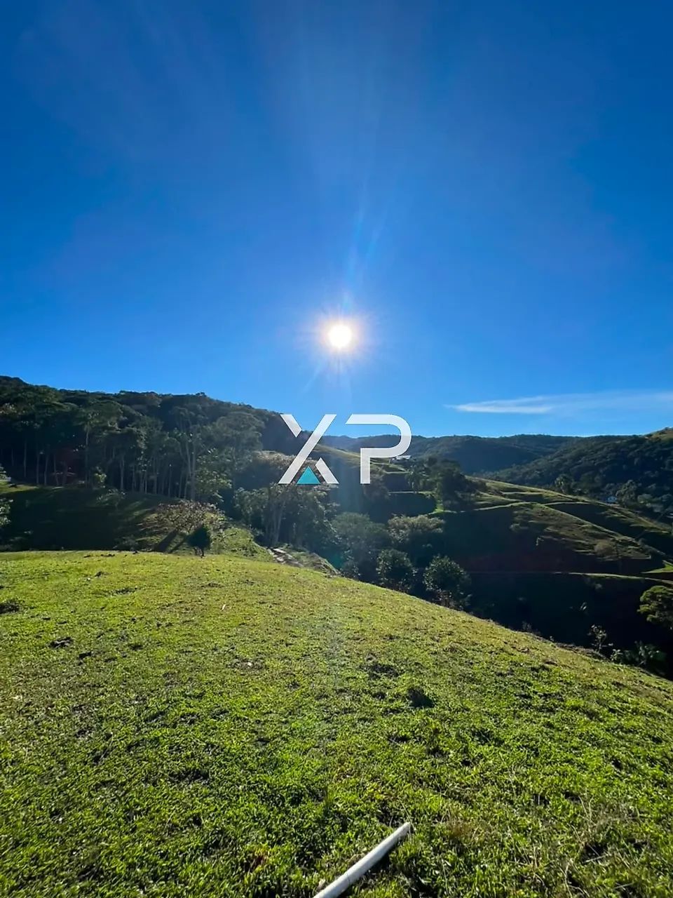 LINDO SÍTIO EM FORQUILHAS COM VISTA PERMANENTE DA NATUREZA