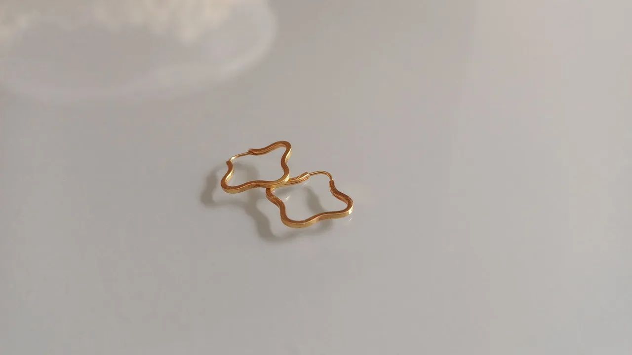Brinco infantil ouro 18k