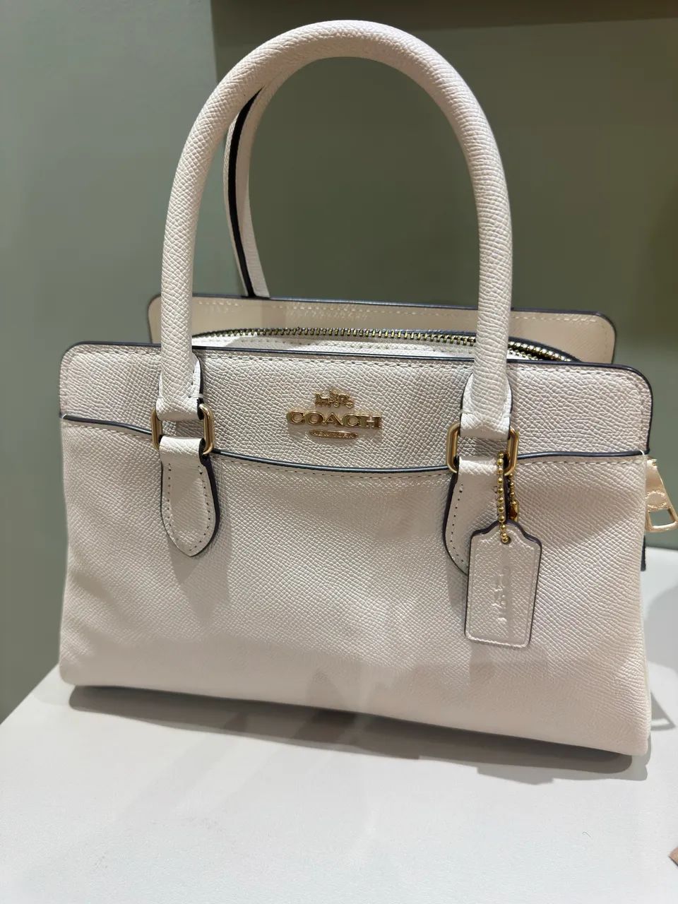 Bolsa Coach - Darcie Carryall - Original e impecável  - Foto 5