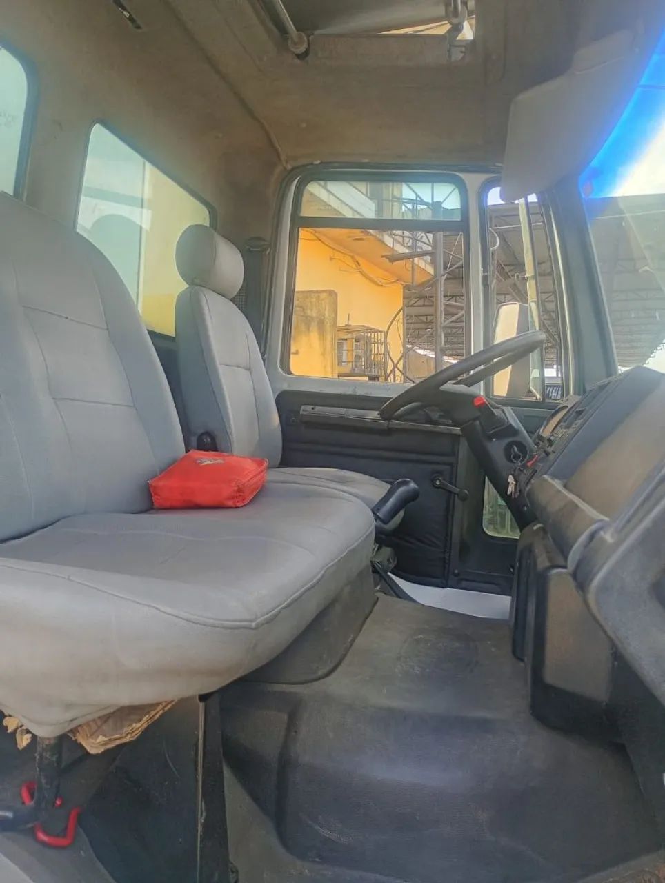FORD CARGO 712 - Foto 5