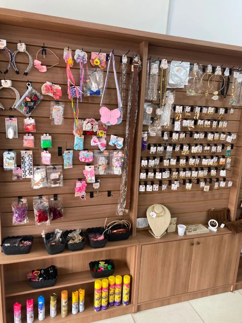 Loja de Cosméticos e Acessórios ARUANA  - Foto 3