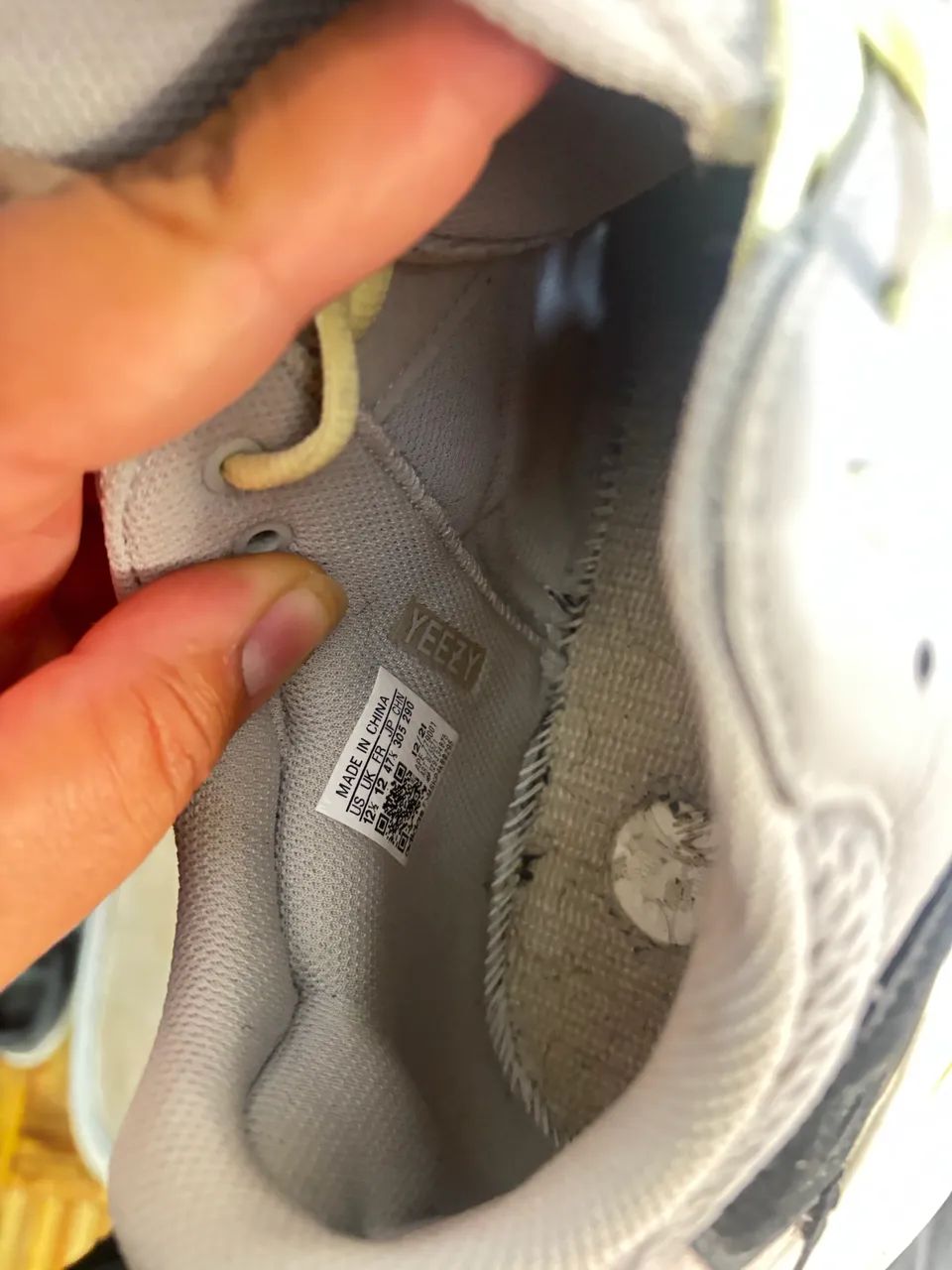 Adidas yeezy 700 - Foto 2