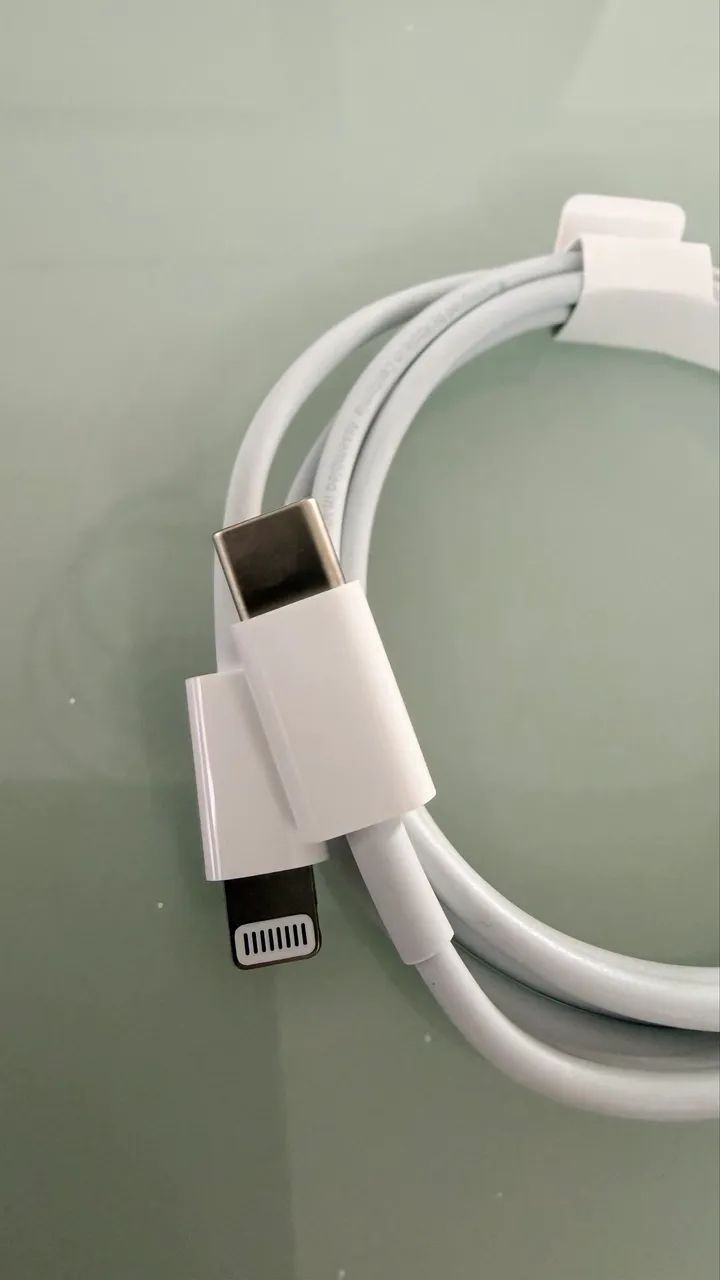 Carregador original IPhone - Nunca utilizado - Foto 4