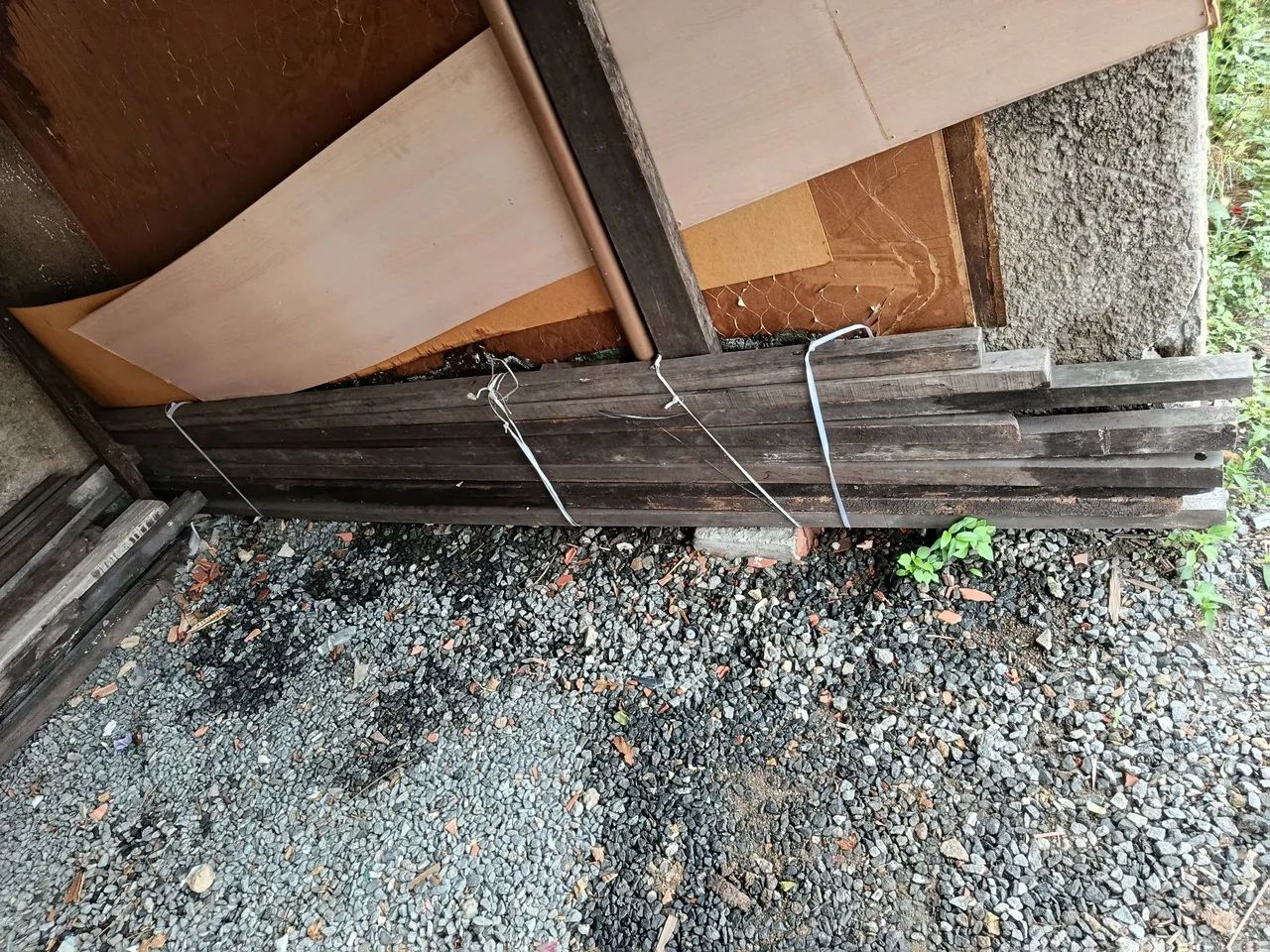 Telhas Portuguesas, caibros e Ripas  - Foto 2