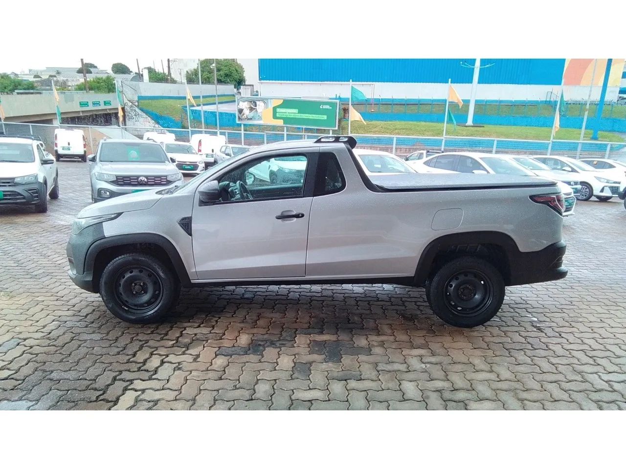 Fiat Strada Endurance 1.4 Flex 8V C 2023 - Foto 3