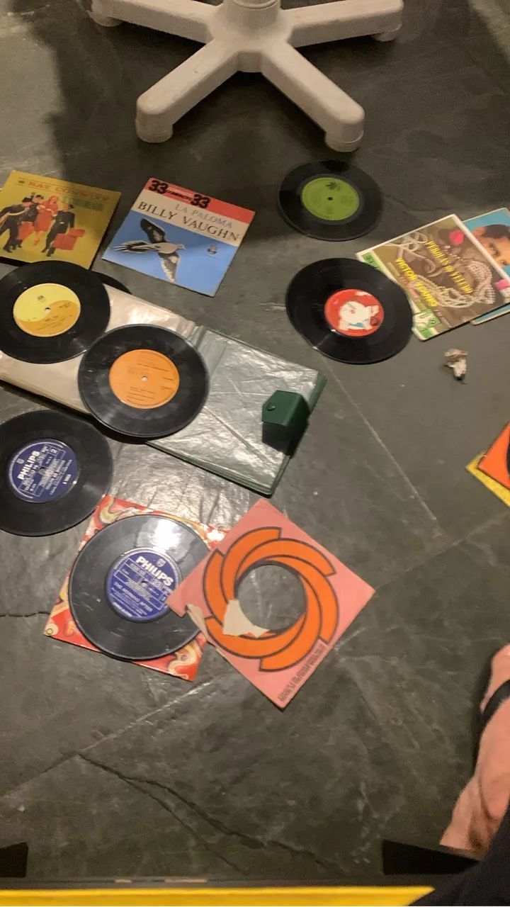 Lote 21 compactos LPs discos 78rpm vinil + bag  - Foto 2