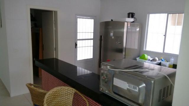 Casa com Piscina em Condomínio na Praia Boraceia - Foto 7