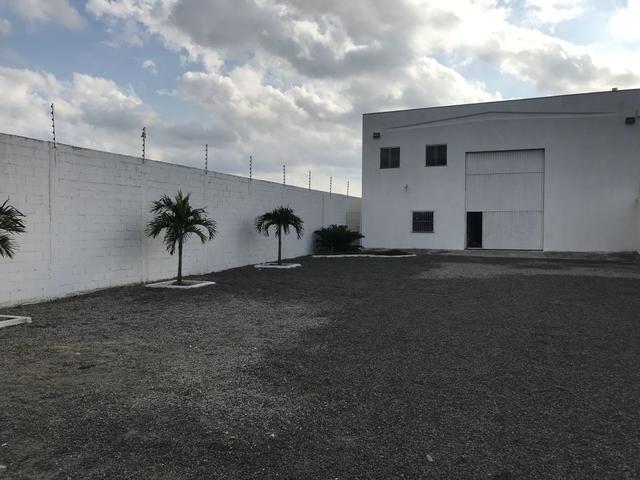 Alugo excelente Galpão - Foto 4