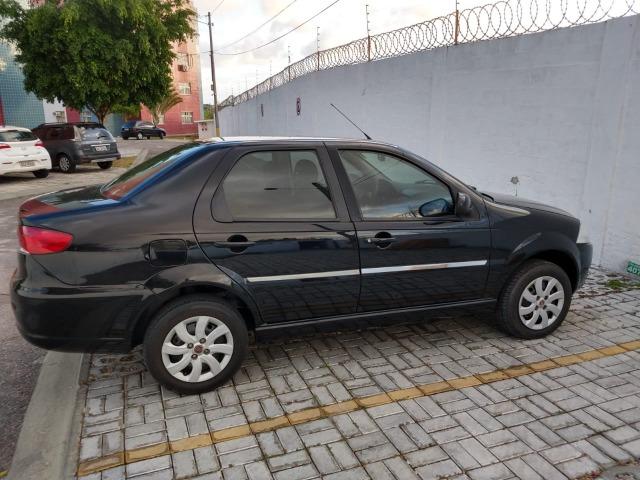 Fiat Siena EL 1.4 2015 4P | Completo | De Único Dono | Emplacamento só daqui a 12 meses - Foto 2