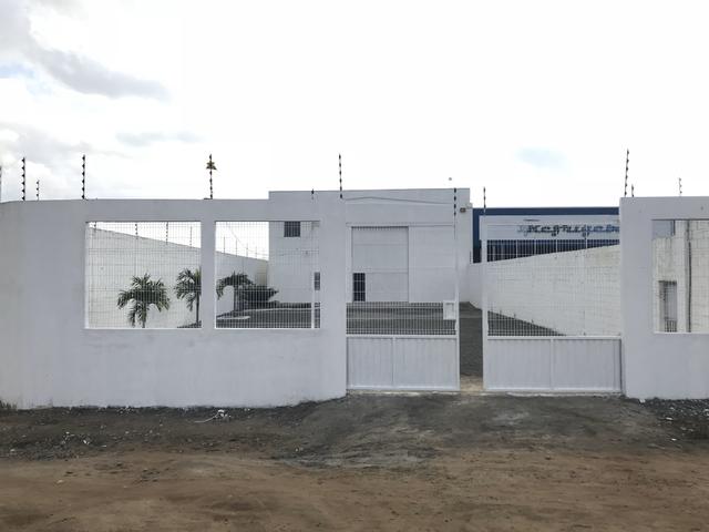 Alugo excelente Galpão