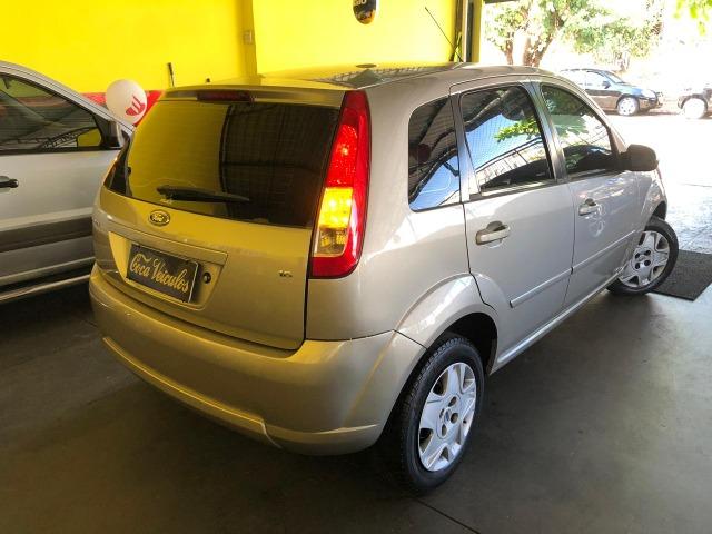 Fiesta hatch 1.6 class 2009 completo - Foto 4