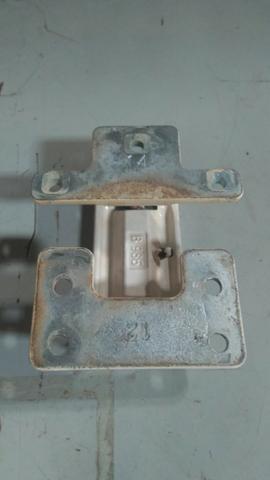 Dobradiça Inferior LD Porta Traseira Ducato