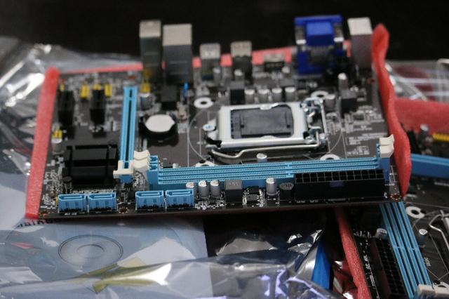 Placa Mãe 1155 pra i3 i5 i7 para 2a e 3a geração - 6 meses de Garantia Aceitamos Cartões - Foto 2