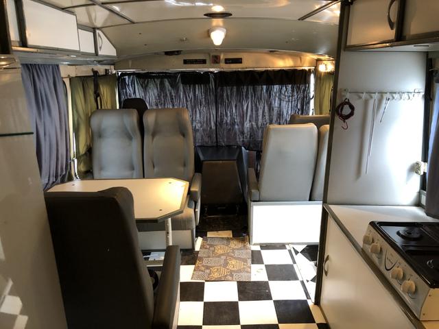 Motor home Mercedes para 8 pessoas documentado - Foto 8
