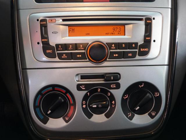 PUNTO 2012/2012 1.4 ATTRACTIVE 8V FLEX 4P MANUAL - Foto 13