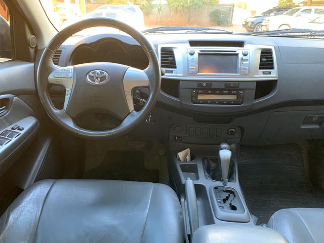 Toyota Hilux CD SRV 3.0 2013 - Foto 6