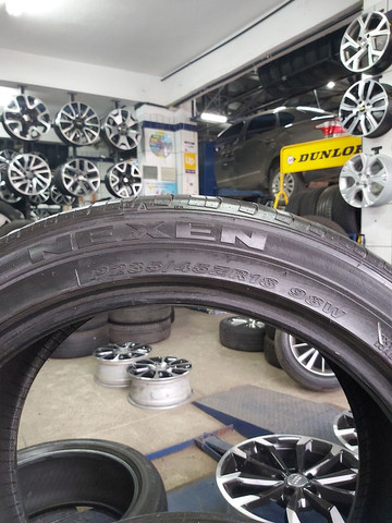 Pneu 235/45R18 Nexen - Foto 2