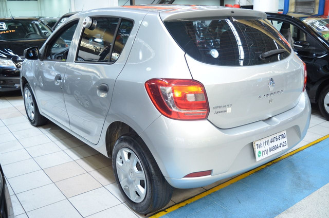 Sandero /2016 // NAO ACEITO TROCA !!ENTAR EM CONTATO COM ESTEVAN F- * - Foto 3