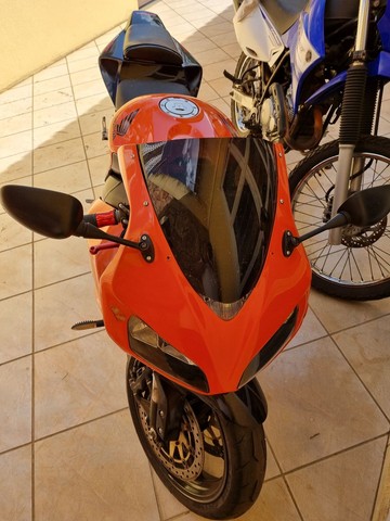 MOTO HONDA CBR 1000 RR FIREBLADE