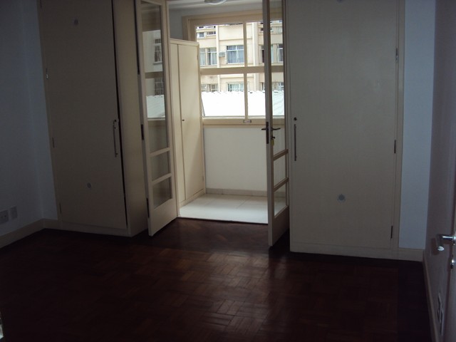 Apartamento para aluguel possui 389 metros quadrados com 4 quartos - Foto 14